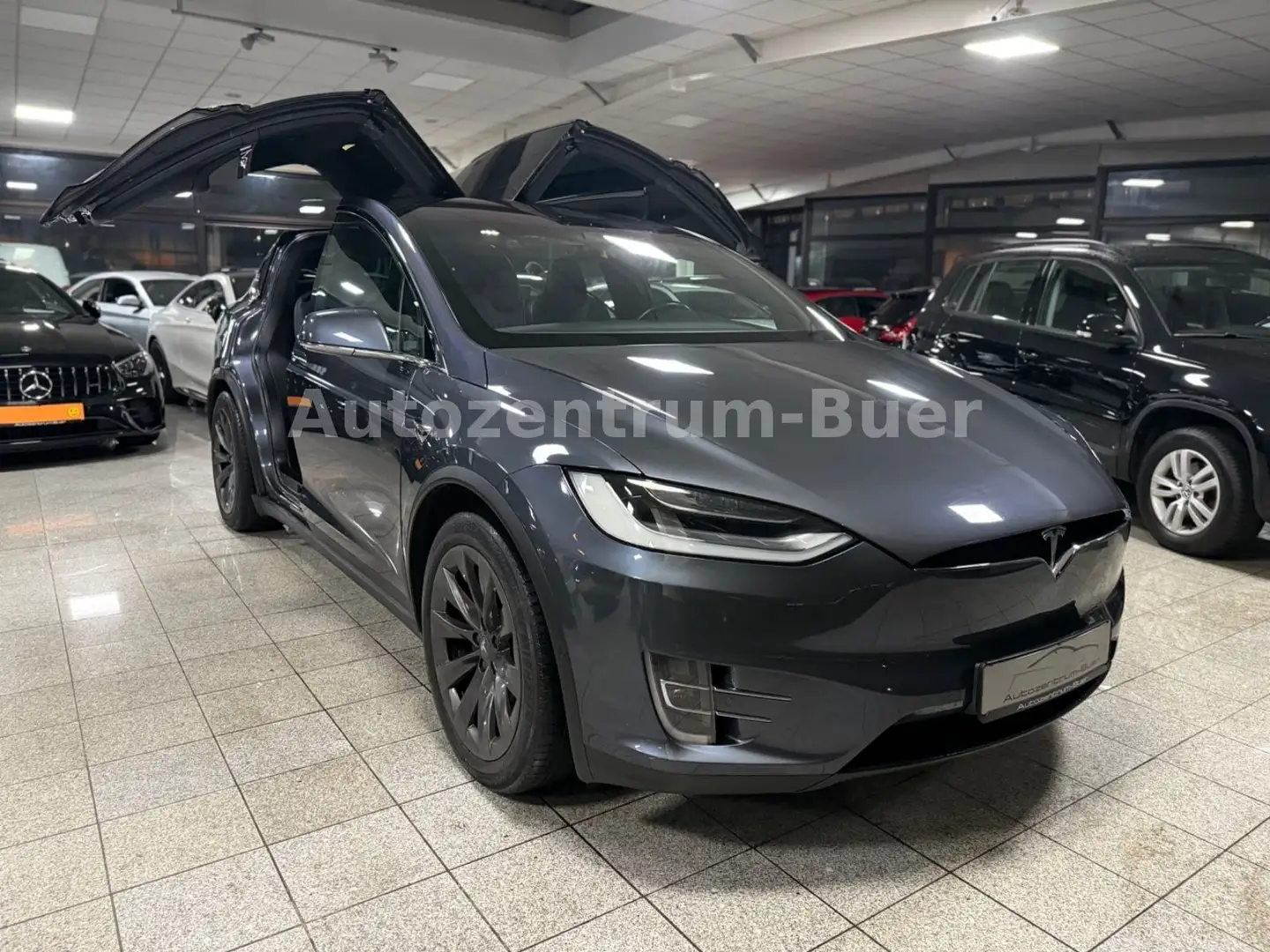 Tesla Model X 7-Sitzer Garantie 04/2026 - 1