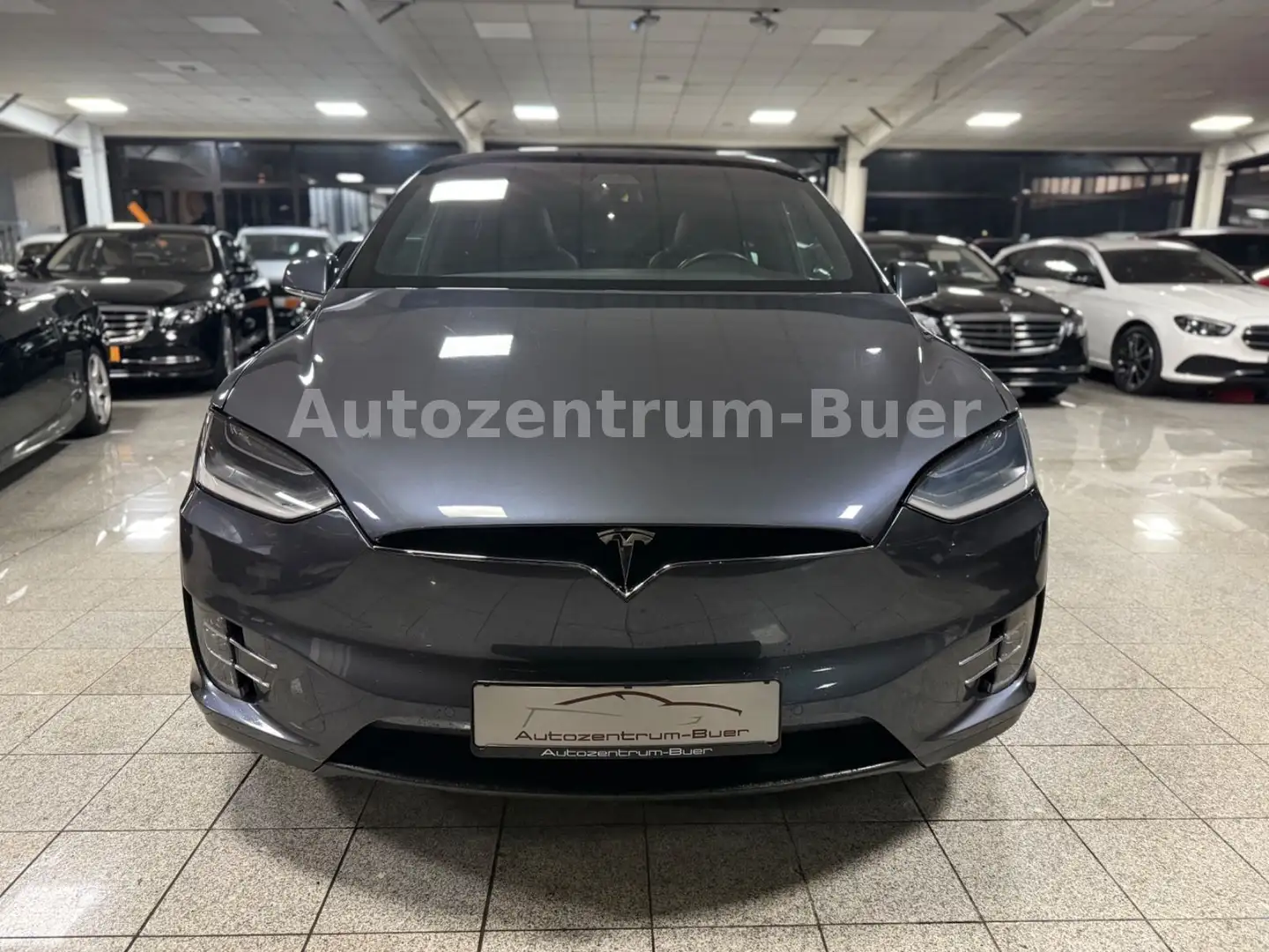 Tesla Model X 7-Sitzer Garantie 04/2026 - 2