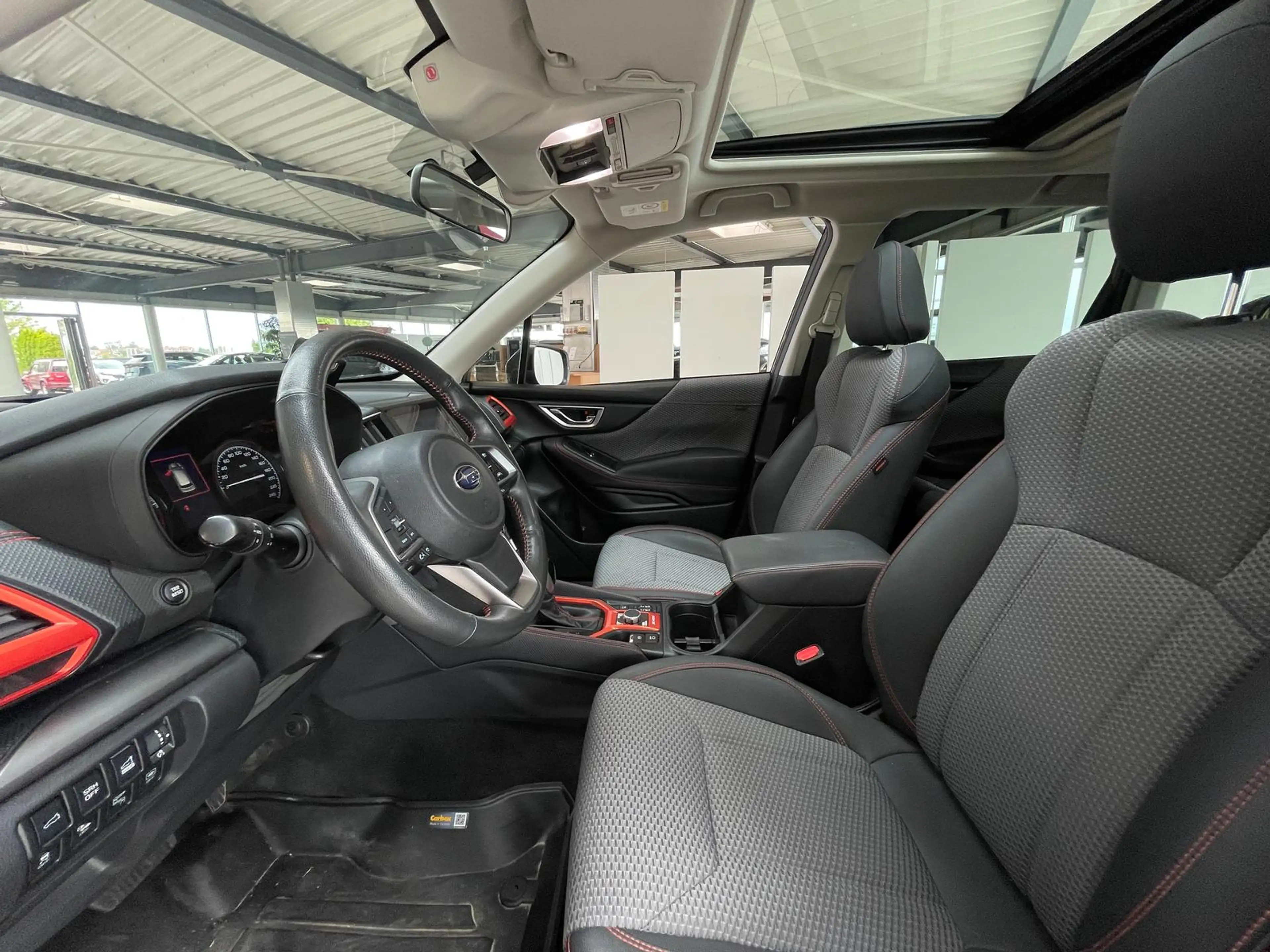 Subaru Forester 2.0ie Edition Sport 40+AT+4x4+Pano+voll — photo 8