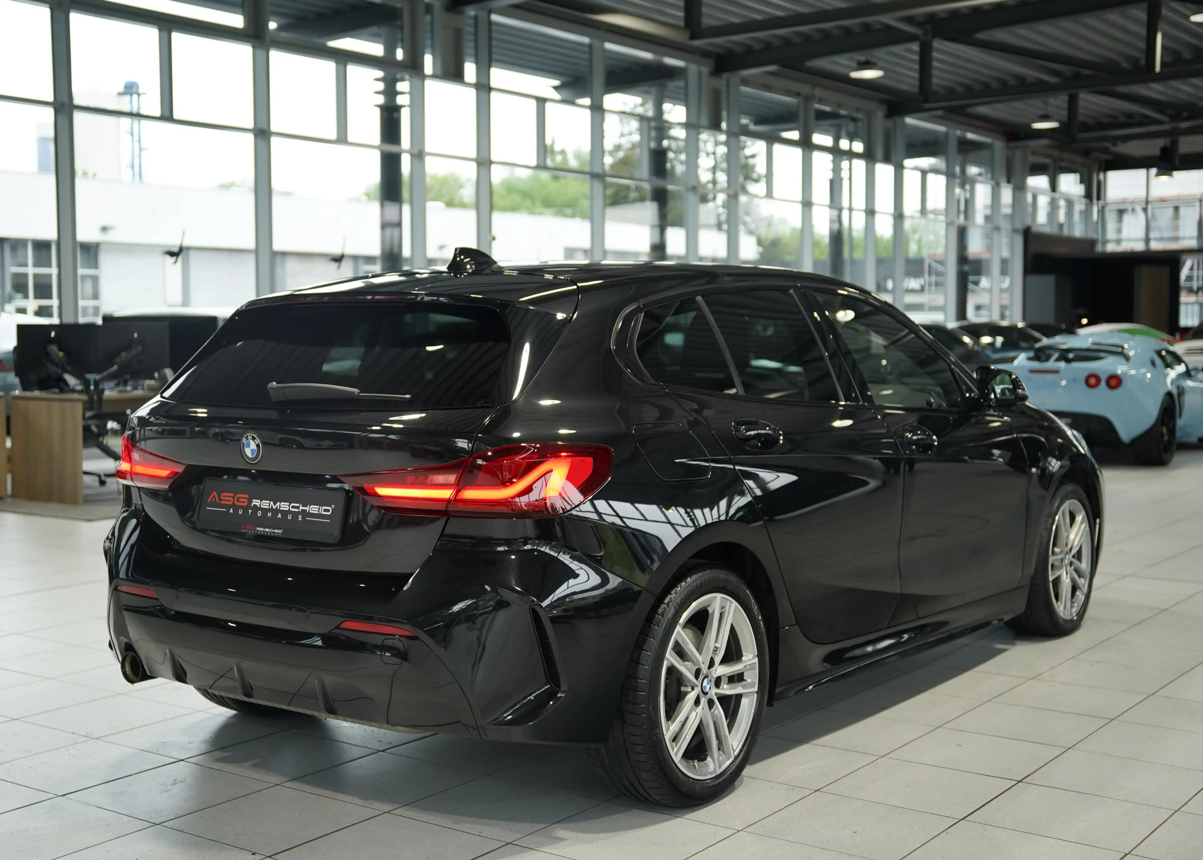 BMW 118 i M Sport *Live-Cockpit *Shadow *Sportsitze — photo 6