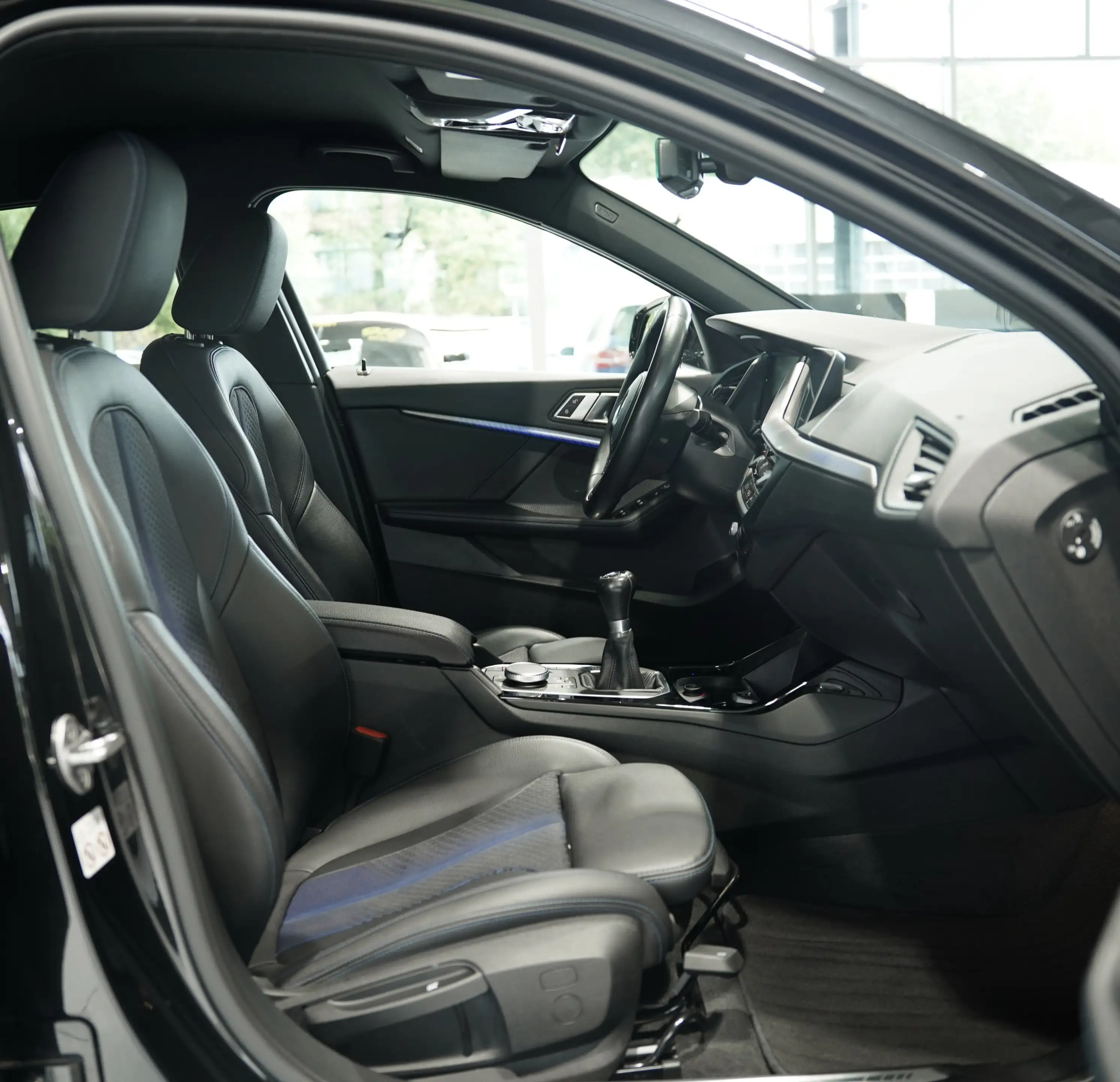 BMW 118 i M Sport *Live-Cockpit *Shadow *Sportsitze — photo 14