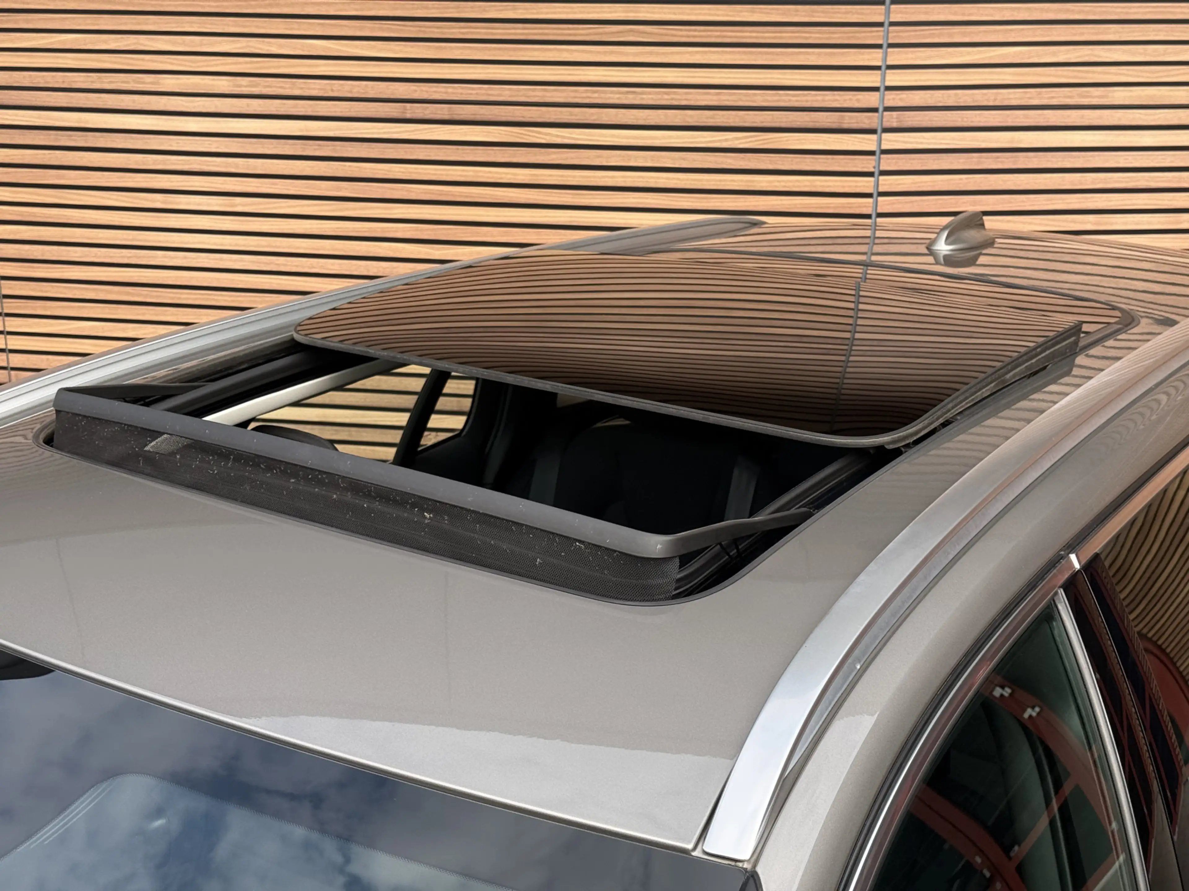 Volvo V60 2.0 B3 Core NL-Auto Panodak / Trekhaak / Camera / — photo 9