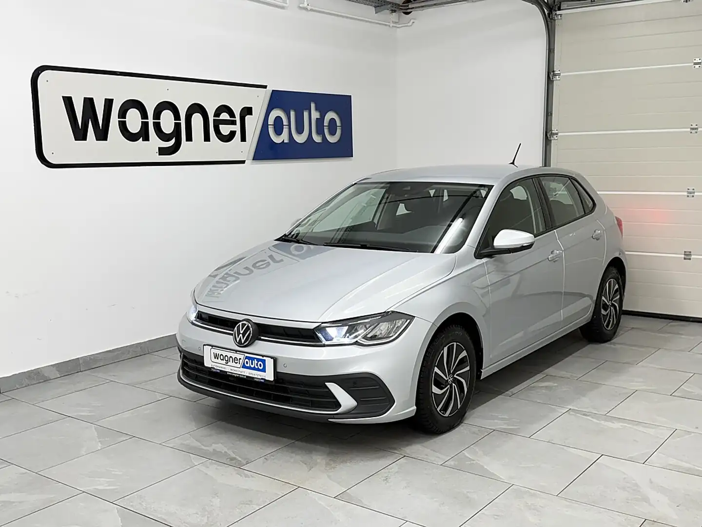 Volkswagen Polo 1,0 TSI Life. LED/LaneAssist/Digital Cockpit/PD... Silber - 2