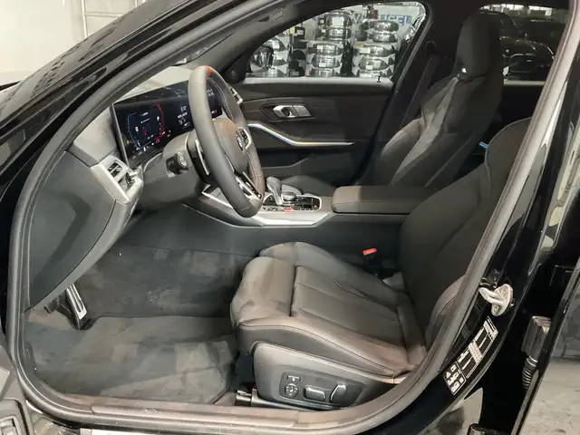 BMW M3 view 7