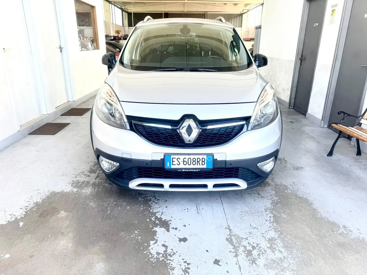 Renault Scenic Scénic XMOD Energy dCi 110 Bose Edition Grau - 2