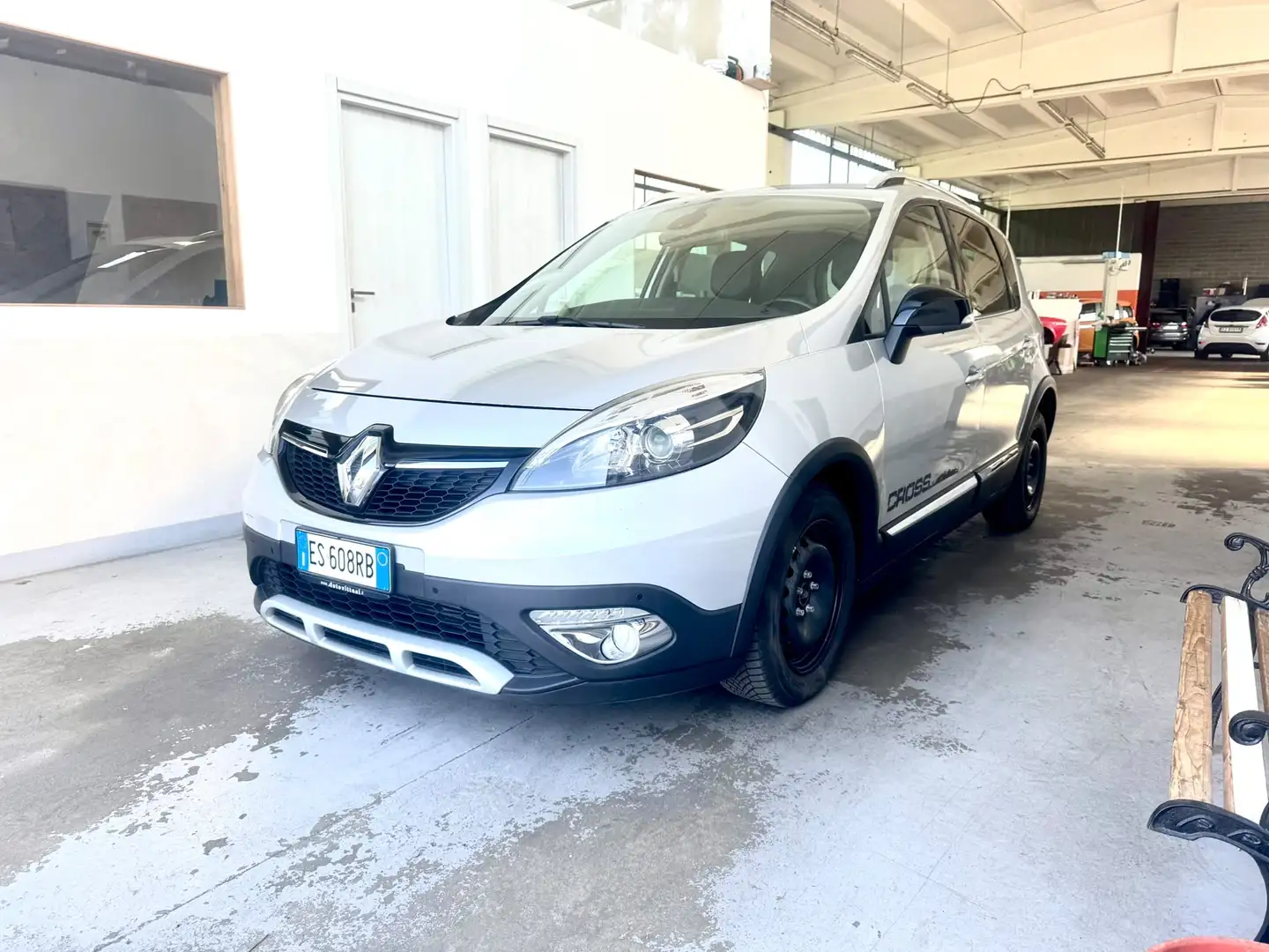 Renault Scenic Scénic XMOD Energy dCi 110 Bose Edition Grau - 1