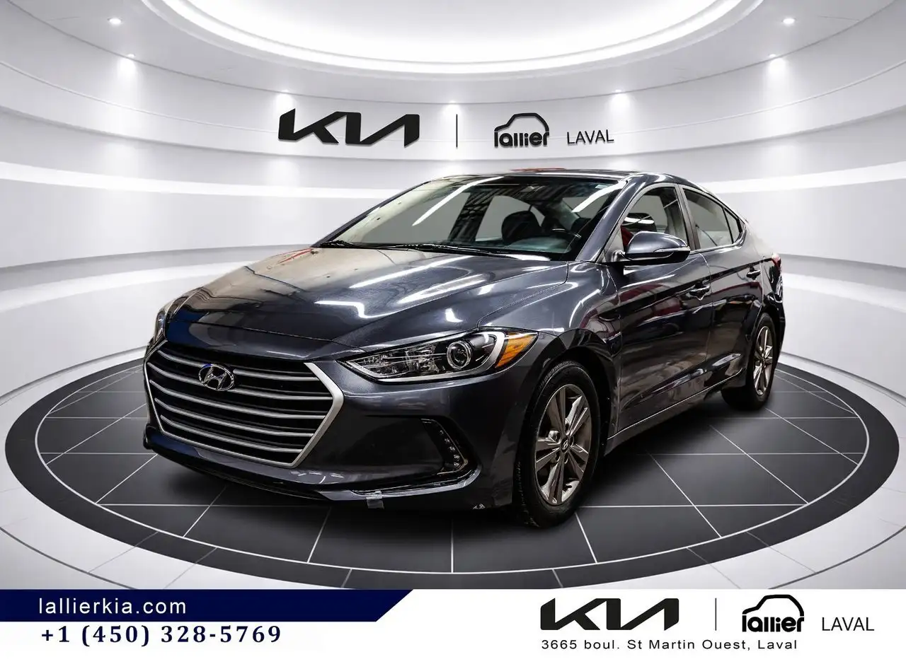 Hyundai ELANTRA photo Hyundai ELANTRA
