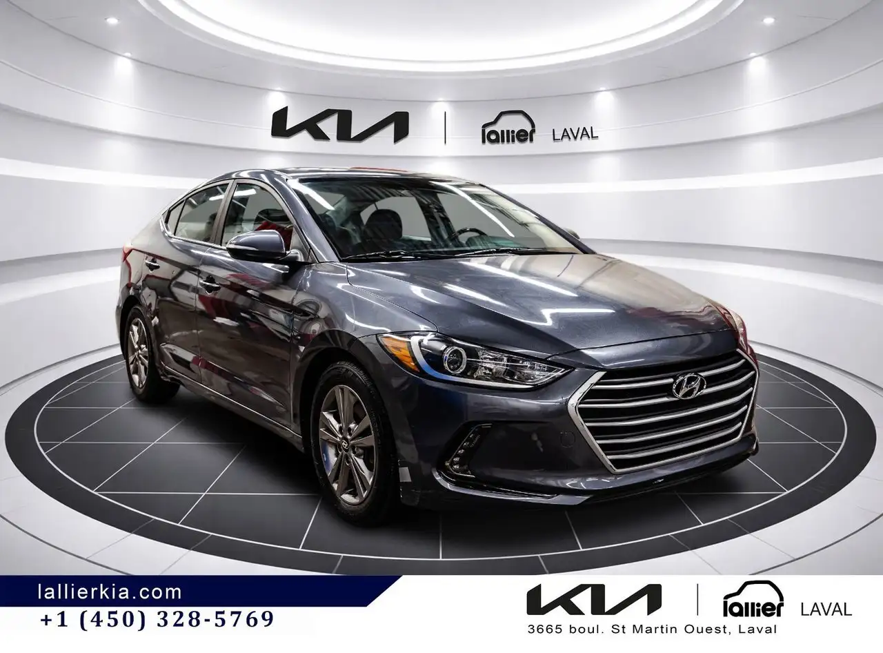 Hyundai ELANTRA photo Hyundai ELANTRA