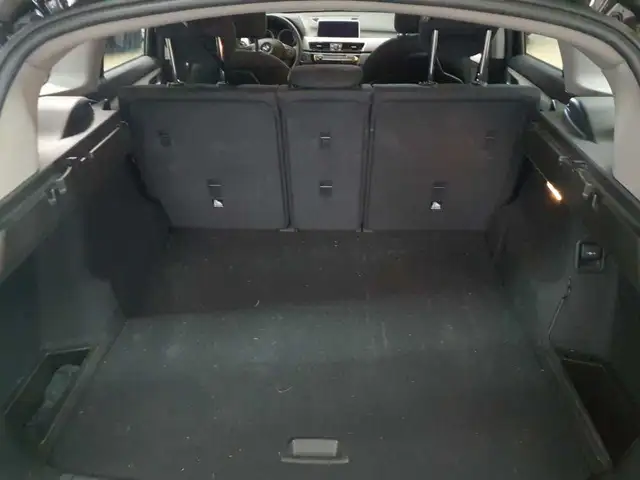 BMW X1 view 15
