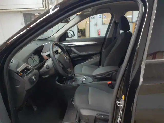 BMW X1 view 7