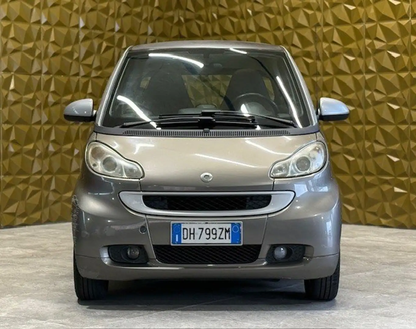 smart forTwo Fortwo 1.0 Pulse 71cv Gris - 1