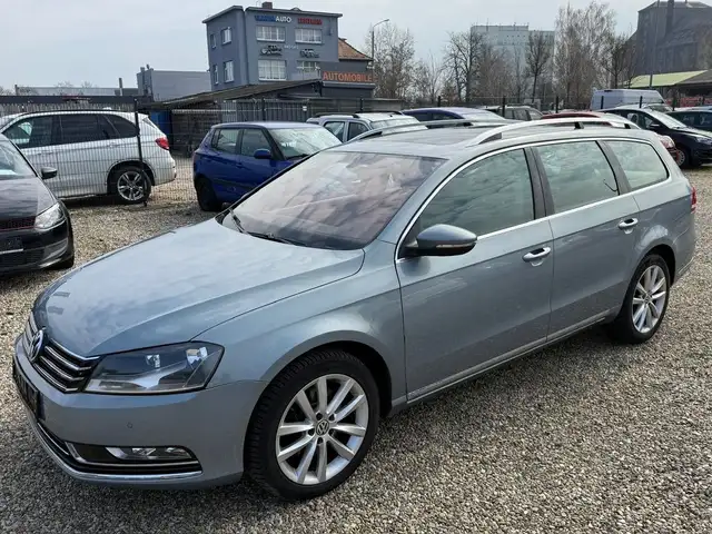 Volkswagen Passat Variant Passat 2.0 TDI Kbi Highline /Pano/Navi/Leder/PDC