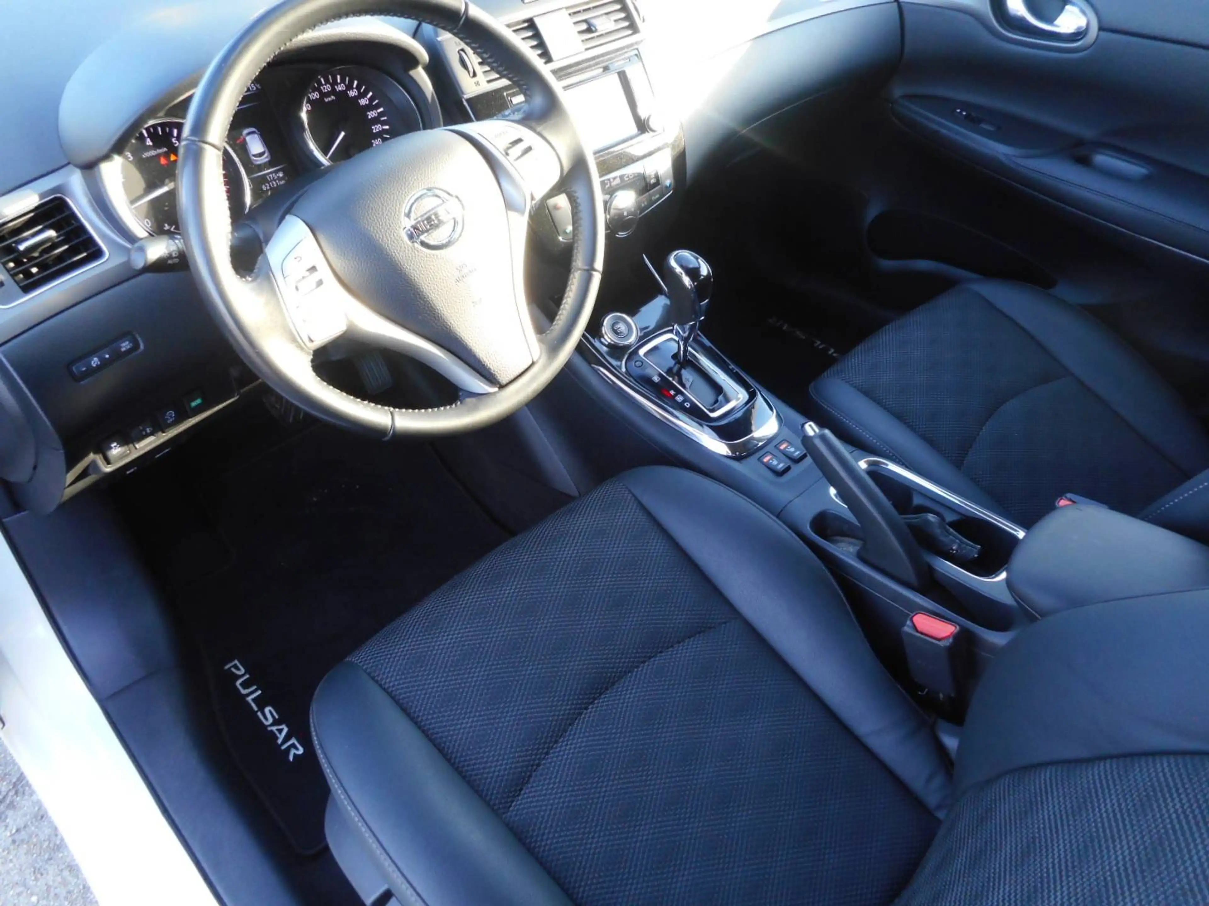 Nissan Pulsar Pulsar 1.2 DIG-T Xtronic N-Connecta — photo 10