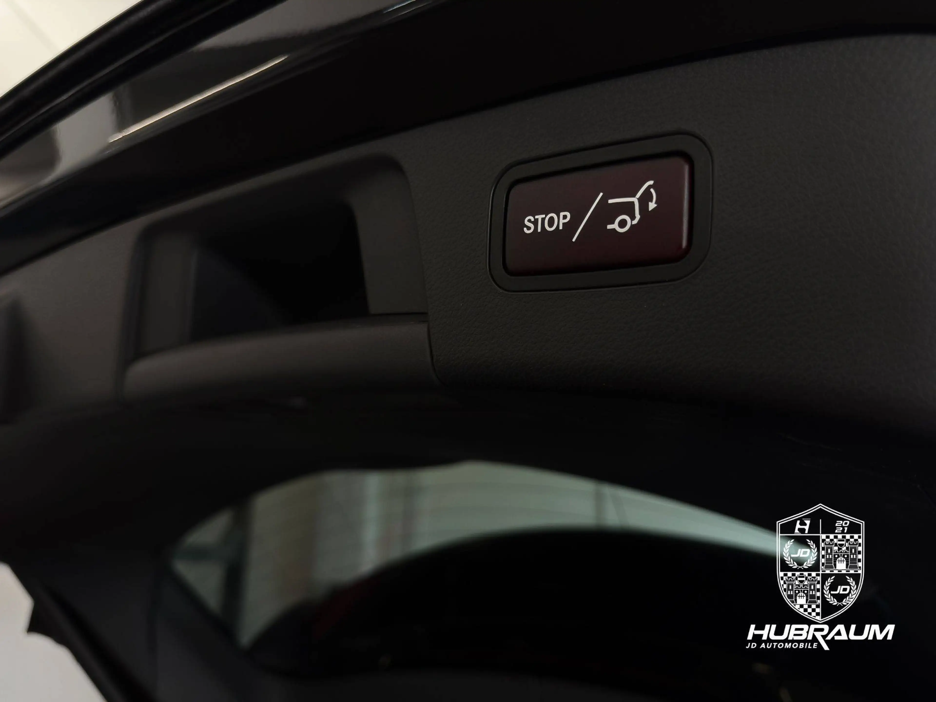 Mercedes-Benz GLA 45 AMG Aut. Performance Facelift Sport AGA Kamera — photo 15