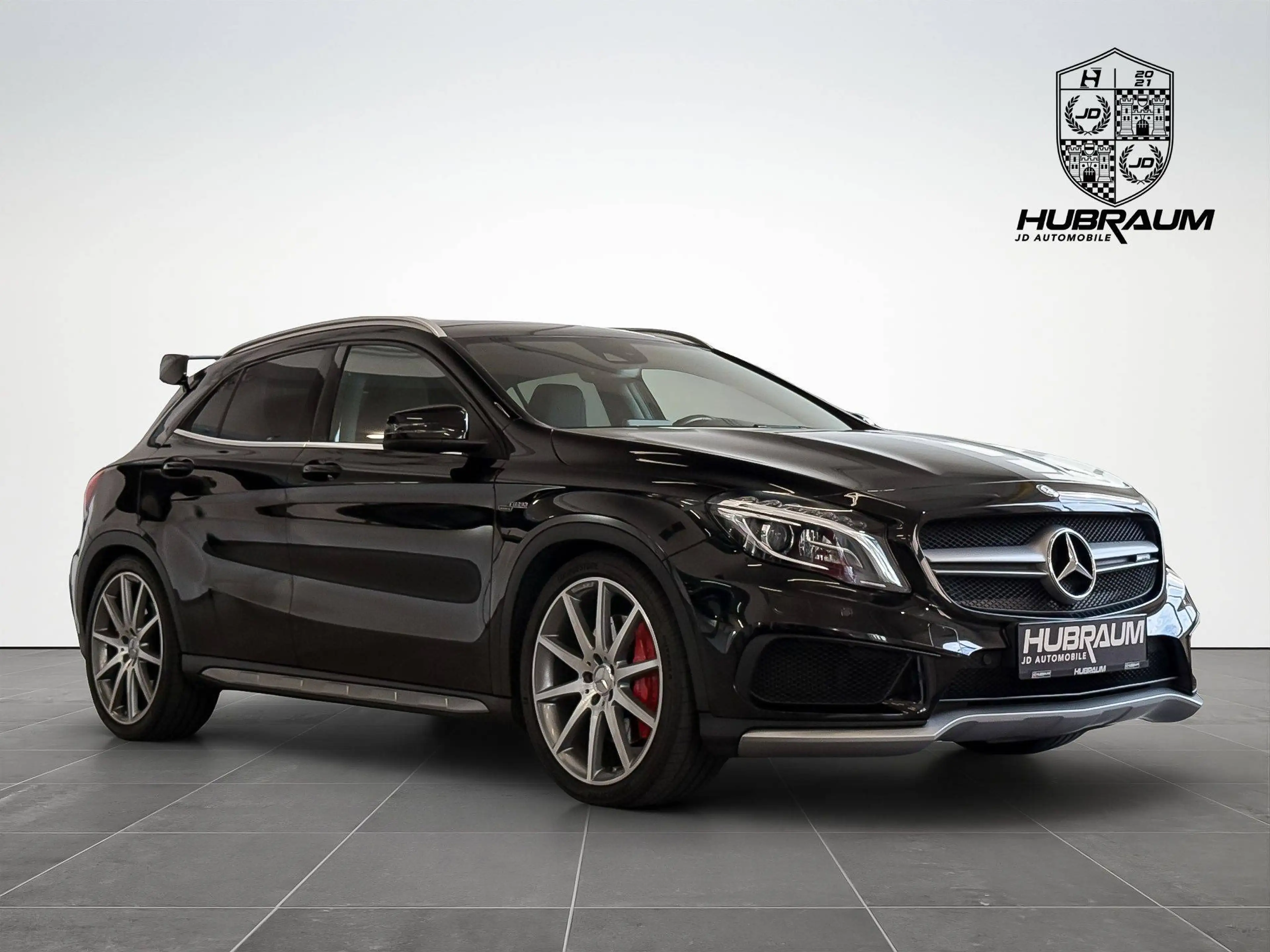 Mercedes-Benz GLA 45 AMG Aut. Performance Facelift Sport AGA Kamera — photo 3