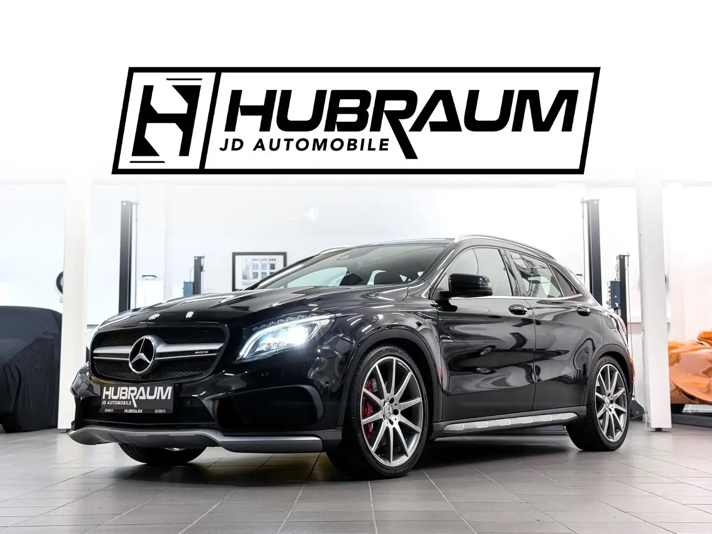 Mercedes-Benz GLA 45 AMG Aut. Performance Facelift Sport AGA Kamera Schwarz - 1