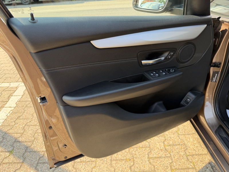 BMW 218 NAVI AUTOMATIK LED 8-FACH — photo 12