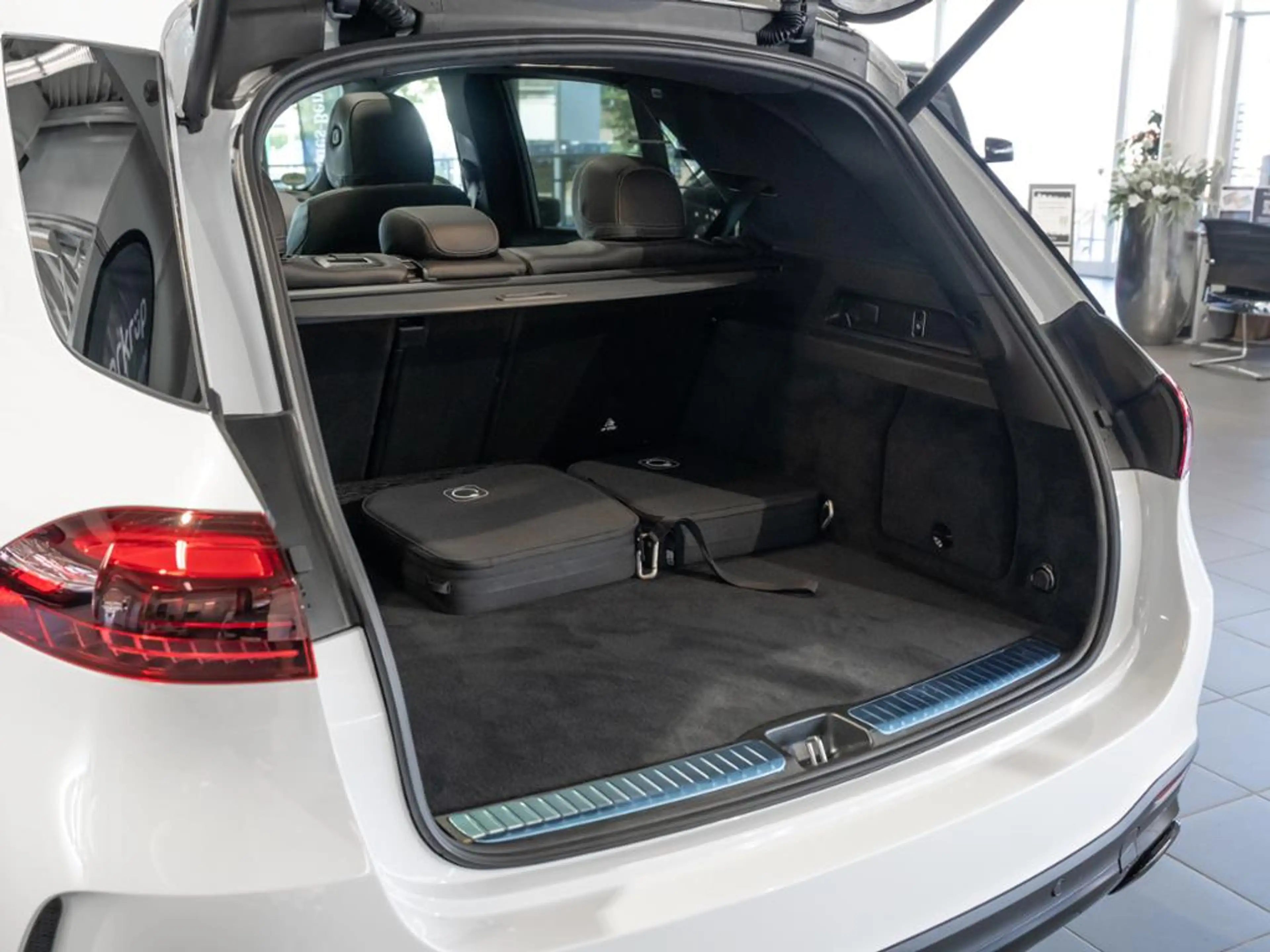 Mercedes-Benz GLE 350 de 4MATIC mit EQ Hybrid Technologie AMG — photo 7