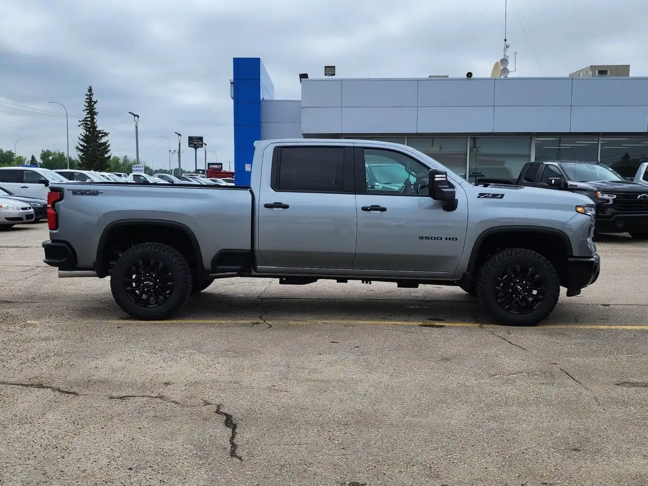 Chevrolet Silverado 3500 снимка Chevrolet Silverado 3500