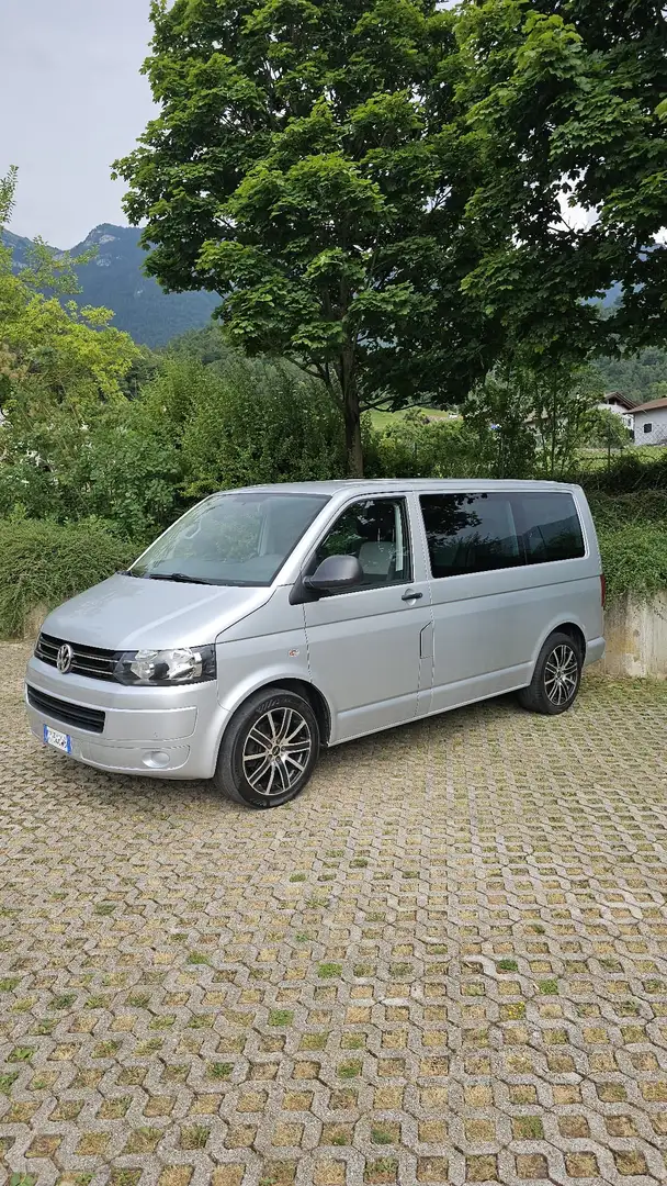 Volkswagen T5 Multivan 2.0 tdi 140cv - 2