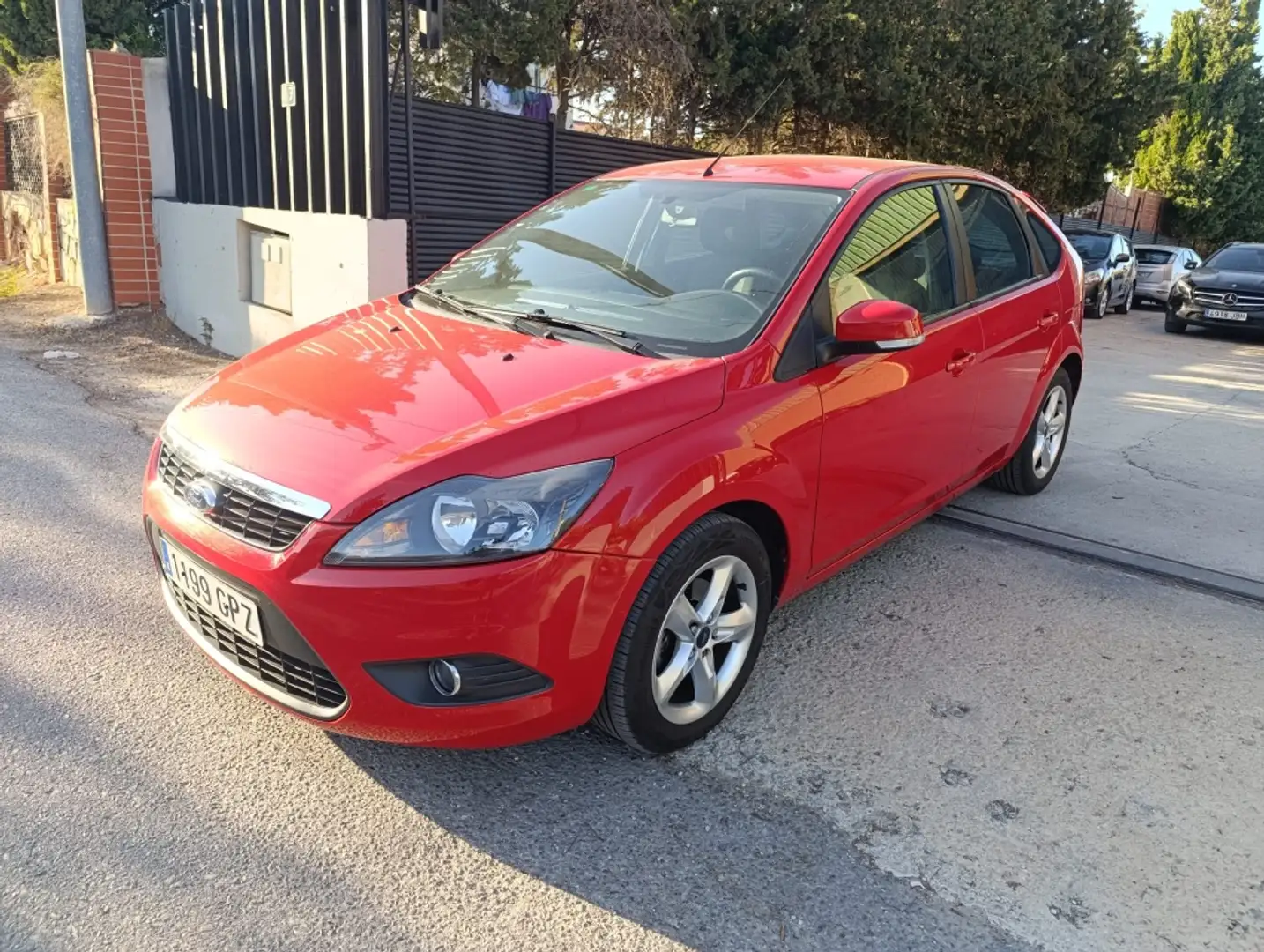 Ford Focus 1.6TDCi Titanium 109 Roşu - 1