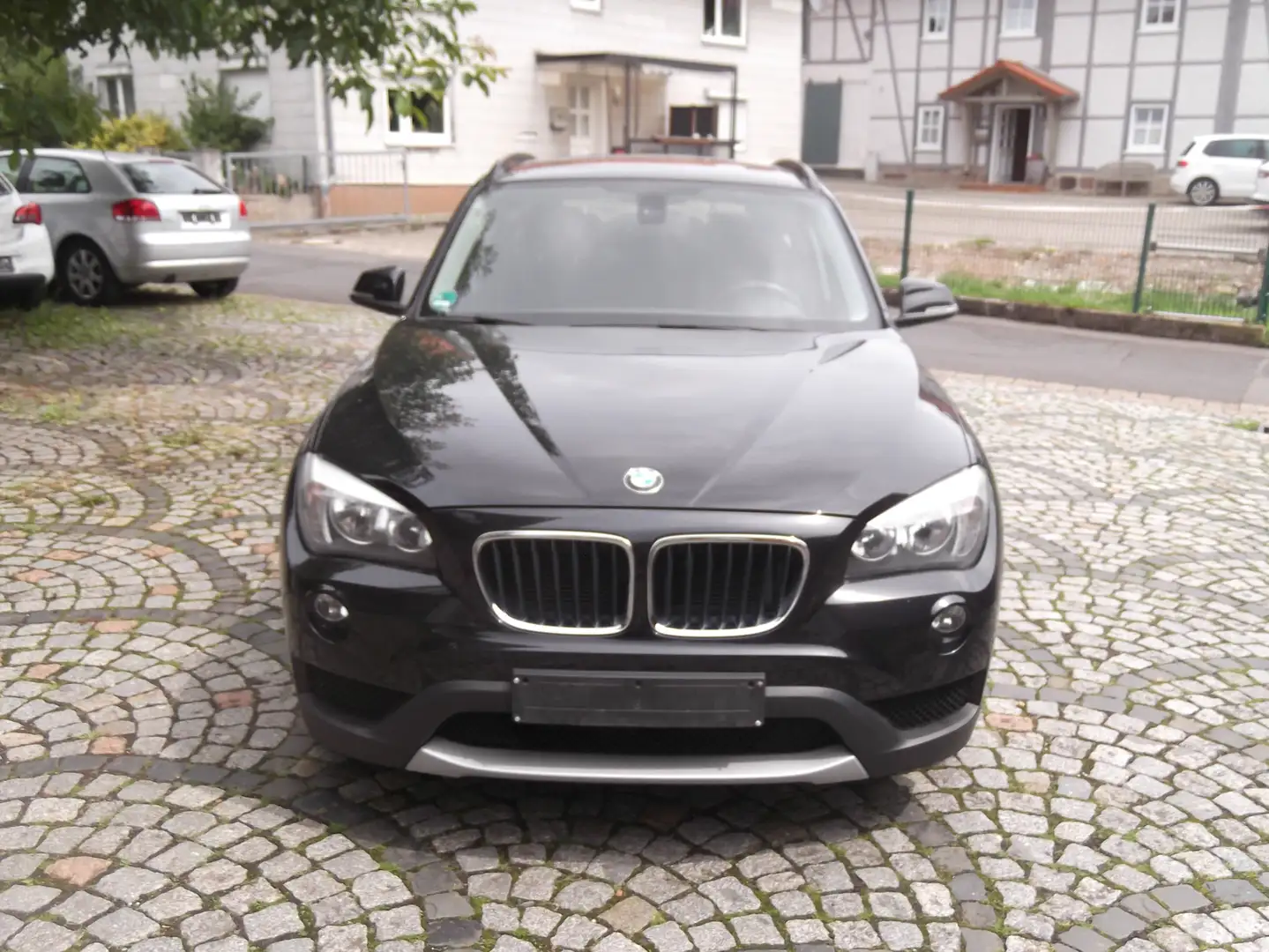 BMW X1 sDrive20i Negro - 1