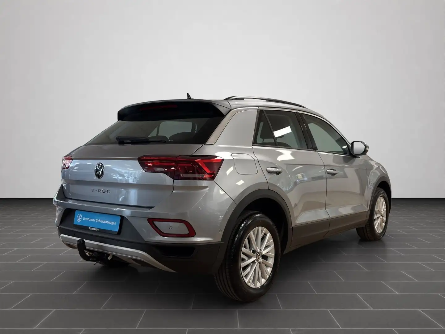 Volkswagen T-Roc 2.0 TDI Life NAVI AHK RearView Silber - 2