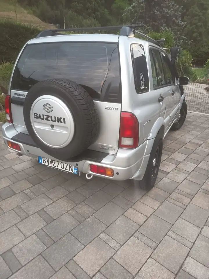 Suzuki Grand Vitara 5p 2.0 tdi, foto 2