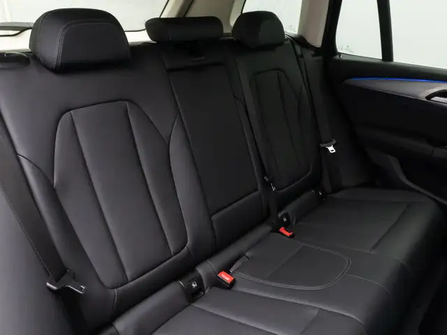 BMW X3 view 27