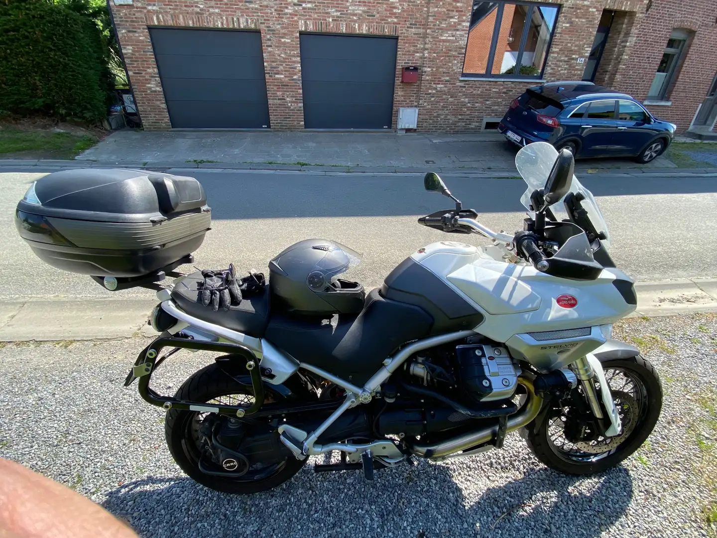Moto Guzzi Stelvio 1200 Wit - 1