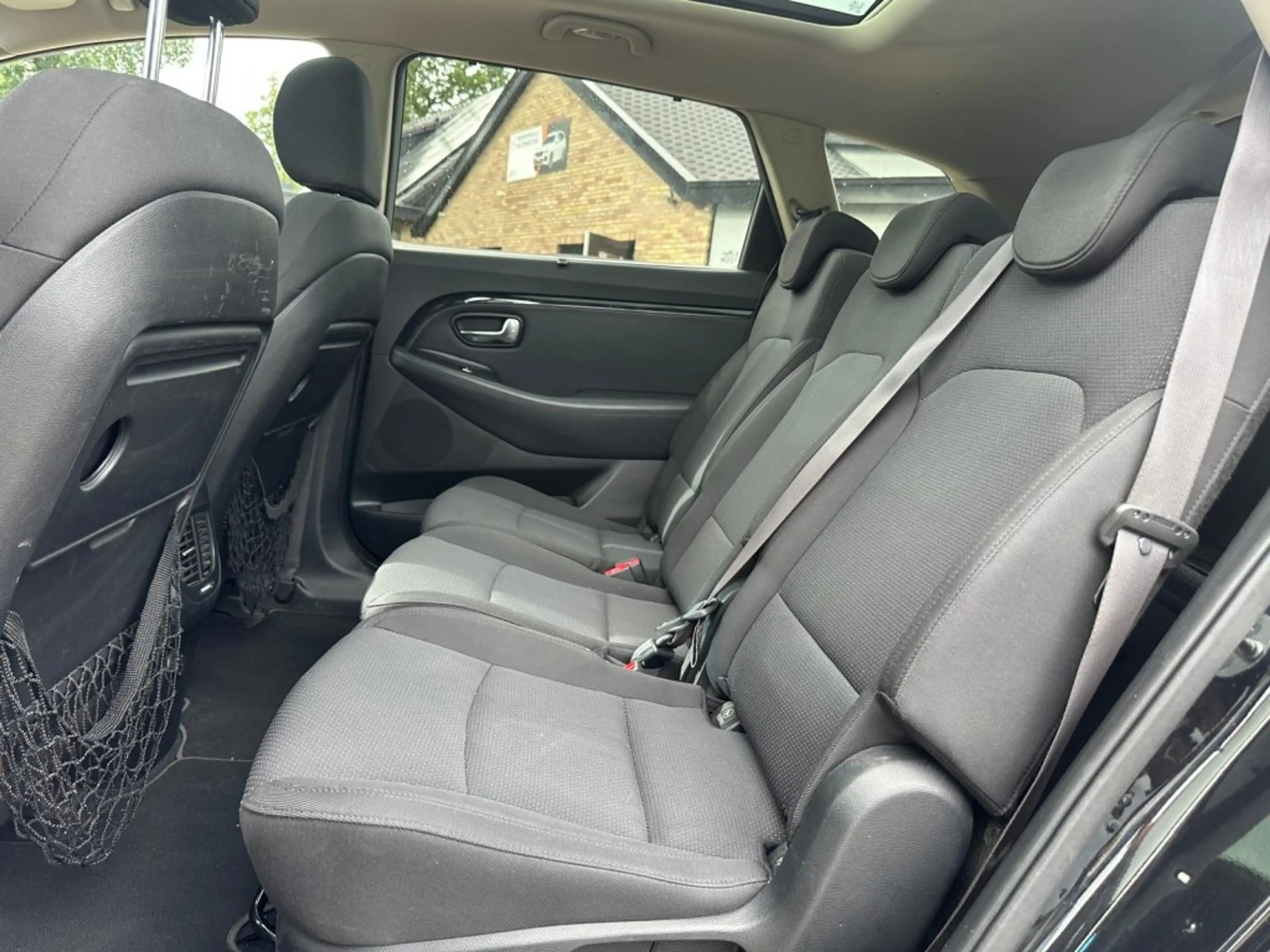 Kia Carens 1.6 GDI BNS PACK 7P, Trekhaak, Camera, Cruise, Nav — photo 9