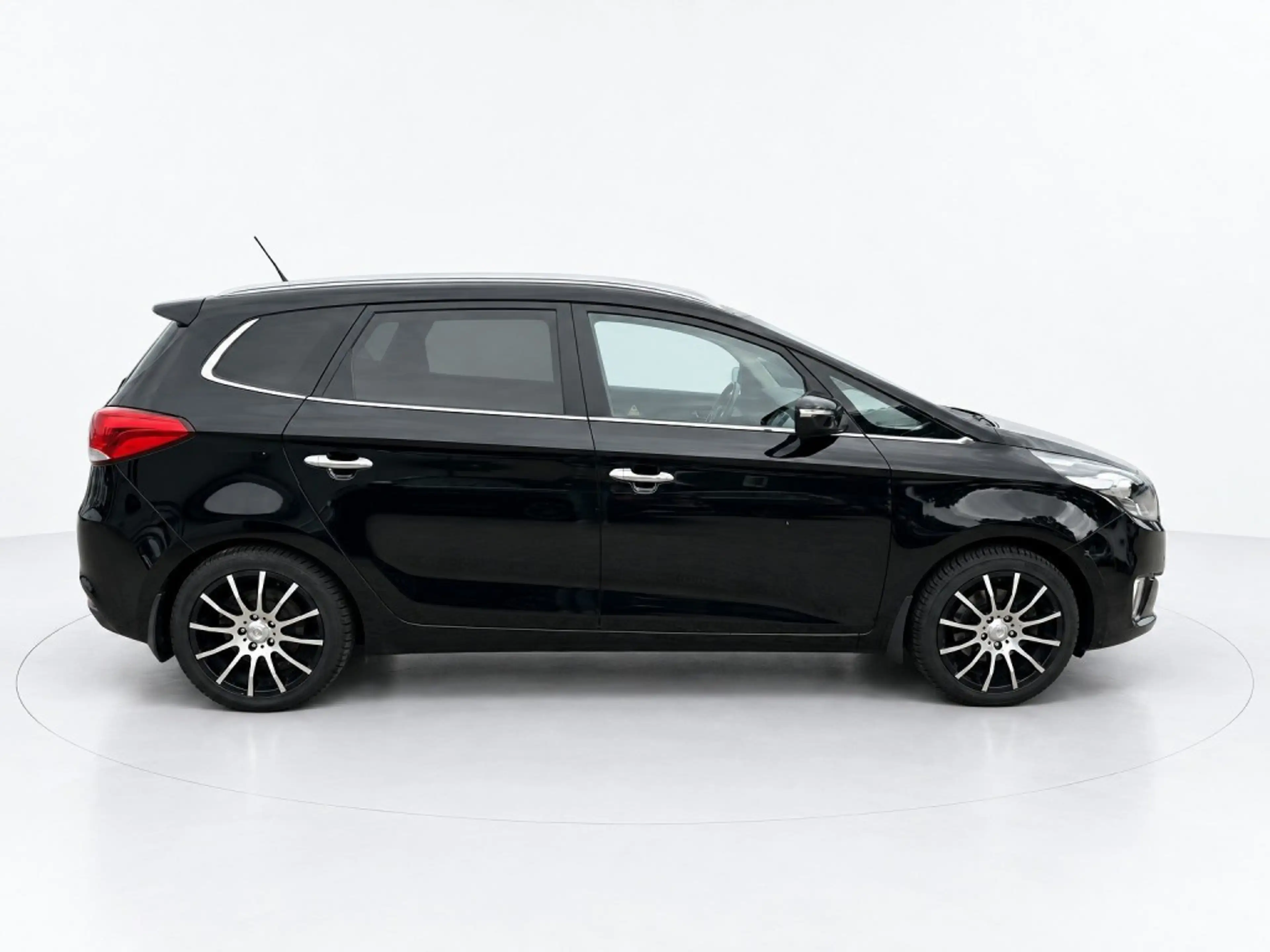 Kia Carens 1.6 GDI BNS PACK 7P, Trekhaak, Camera, Cruise, Nav — photo 4