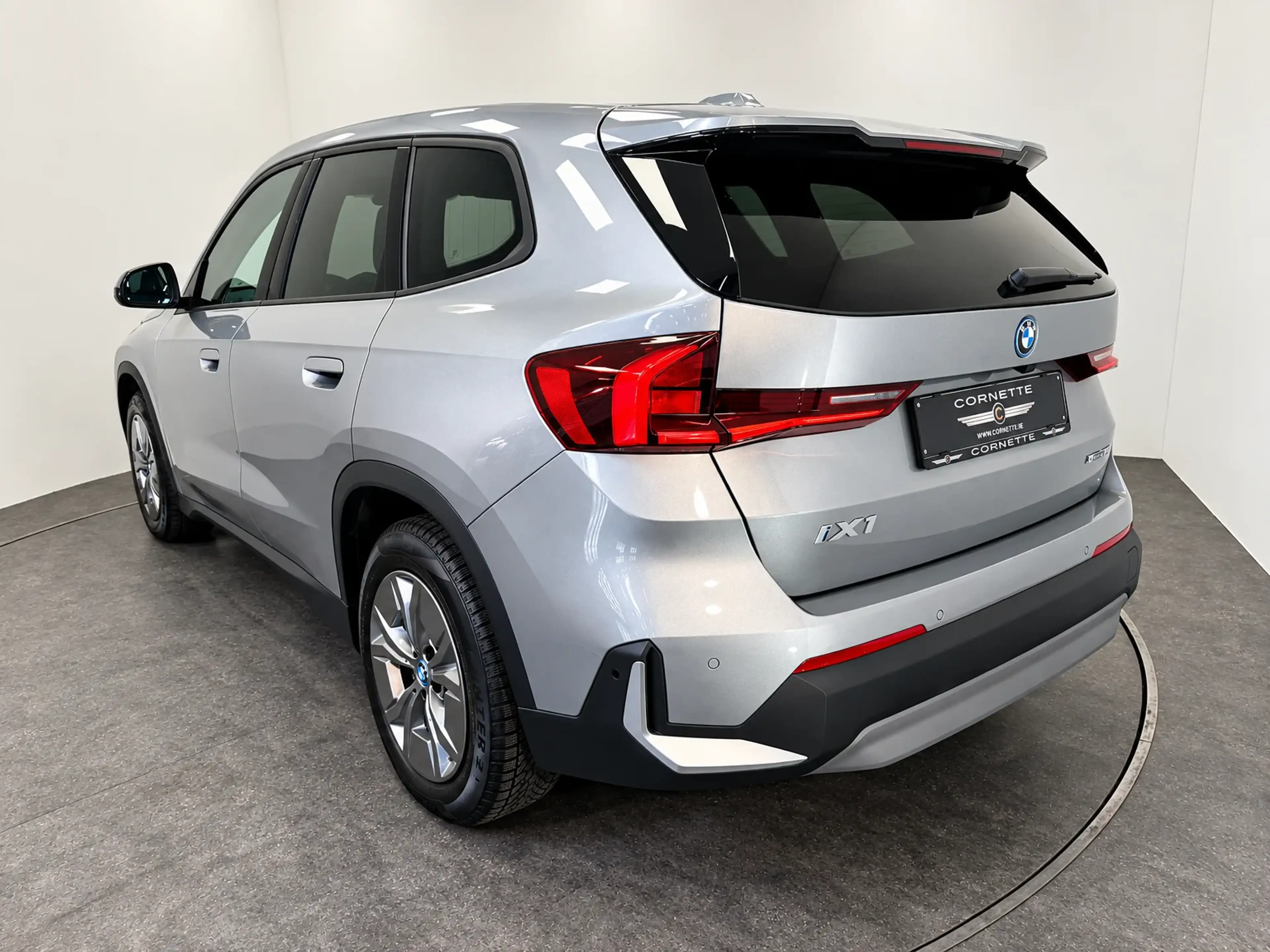 BMW iX1 BEV 67KWH XDRIVE30  200KW  4WD AUTO — photo 5