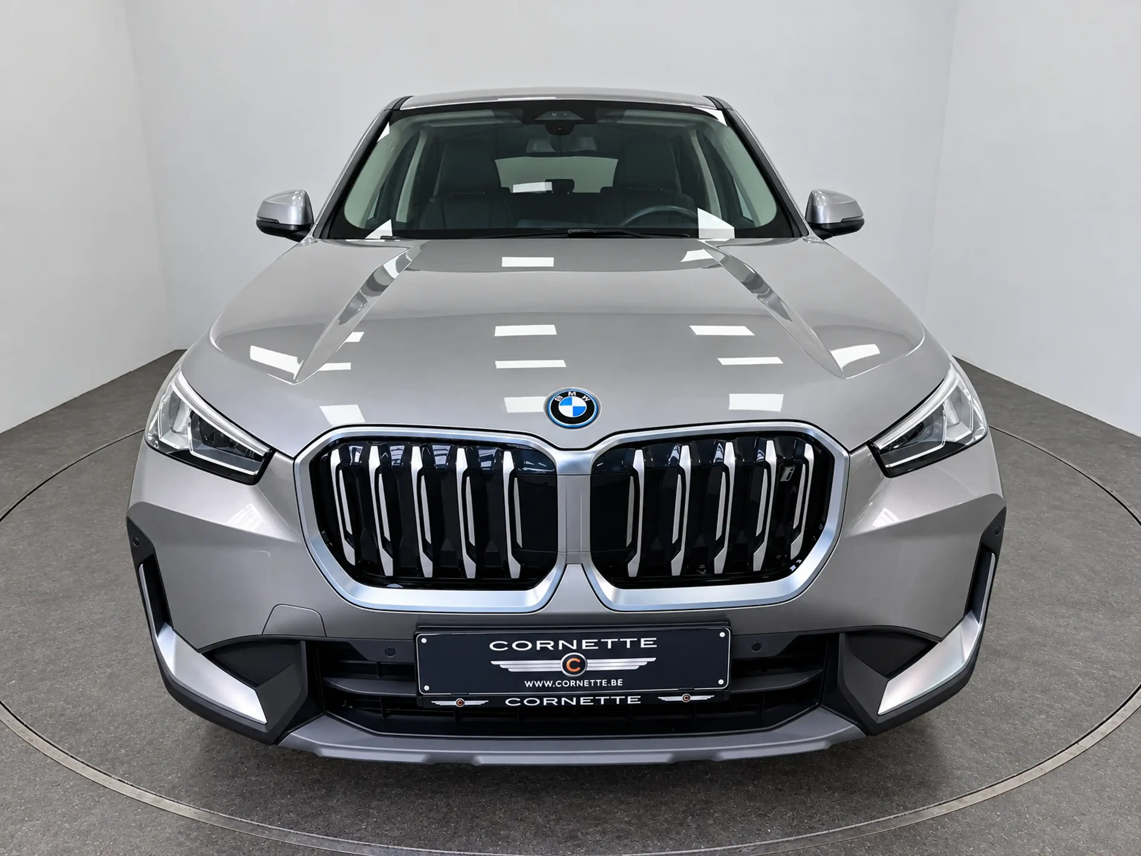 BMW iX1 BEV 67KWH XDRIVE30  200KW  4WD AUTO — photo 3