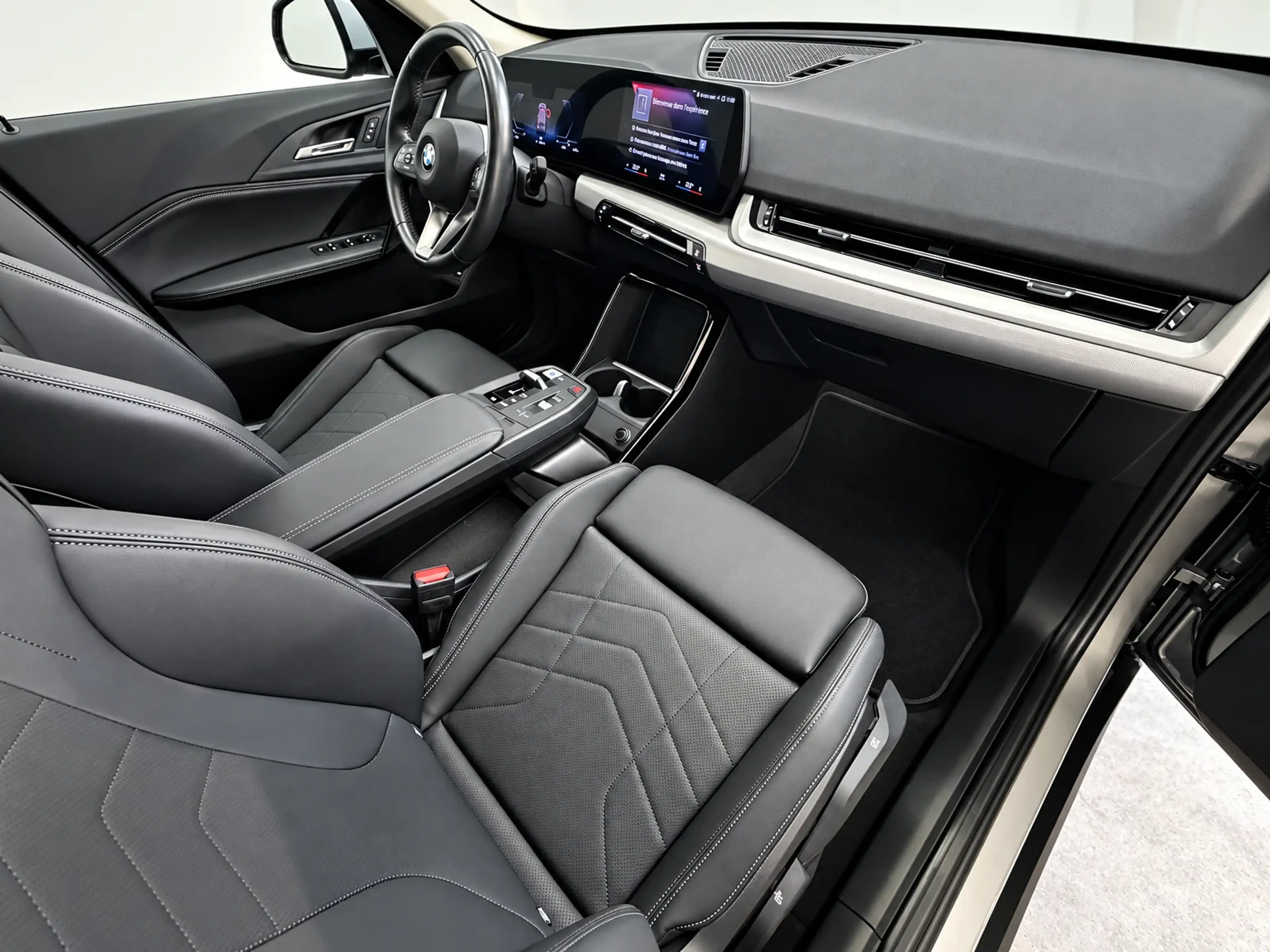 BMW iX1 BEV 67KWH XDRIVE30  200KW  4WD AUTO — photo 11