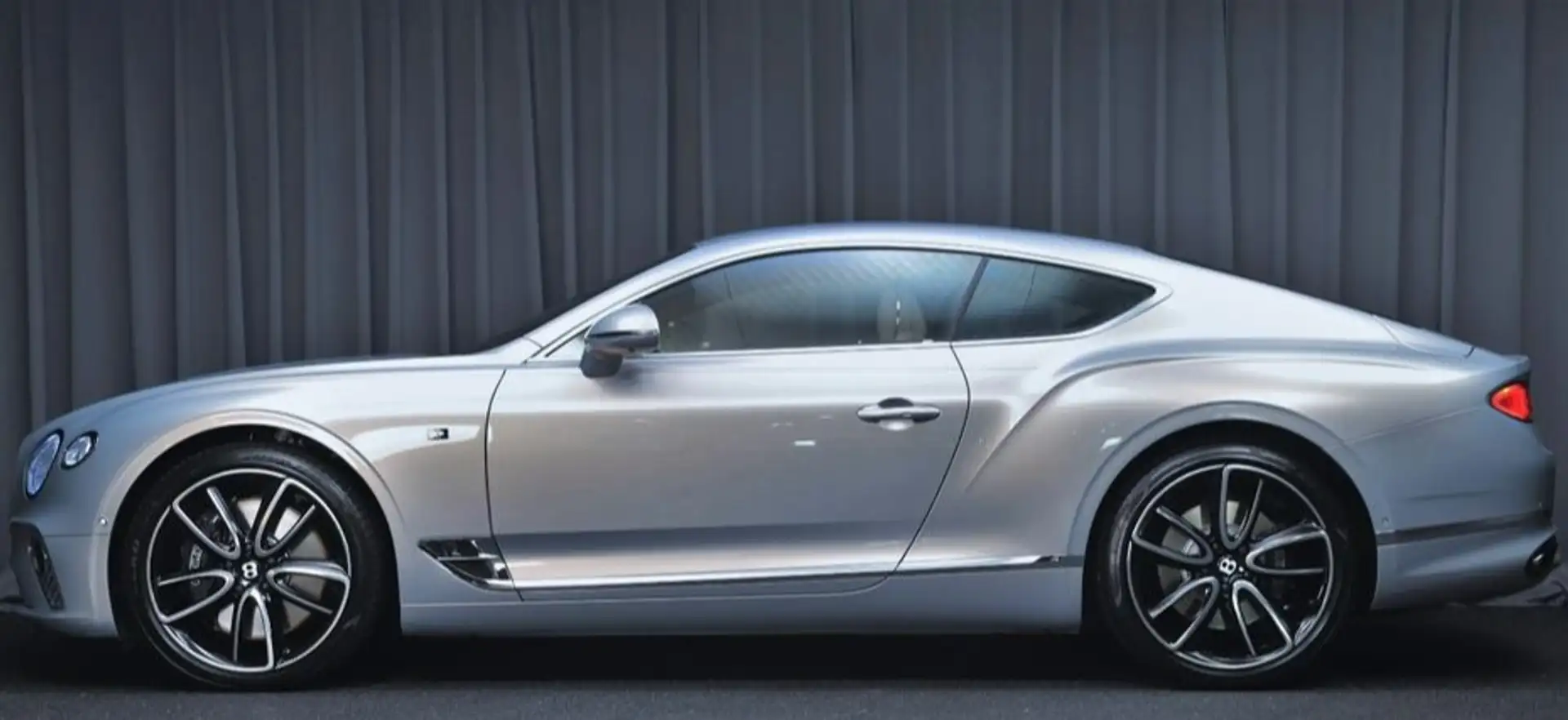 Bentley Continental GT Mulliner W12 Aut. Plateado - 2