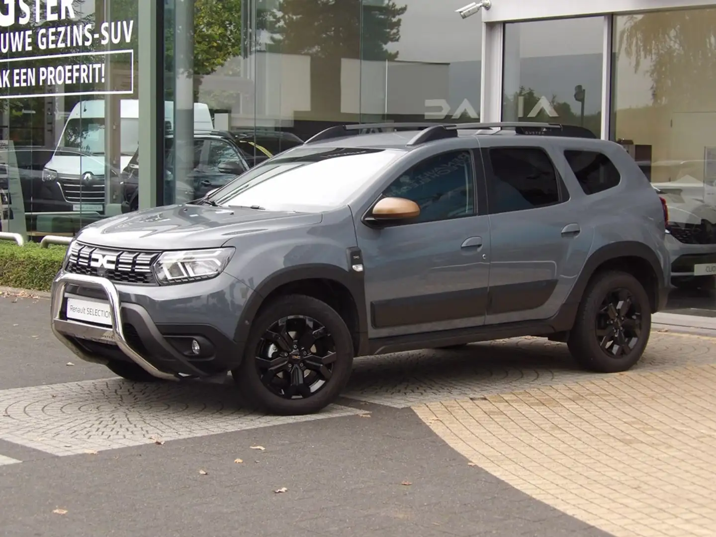 Dacia Duster Extreme TCe 150 EDC Gris - 1