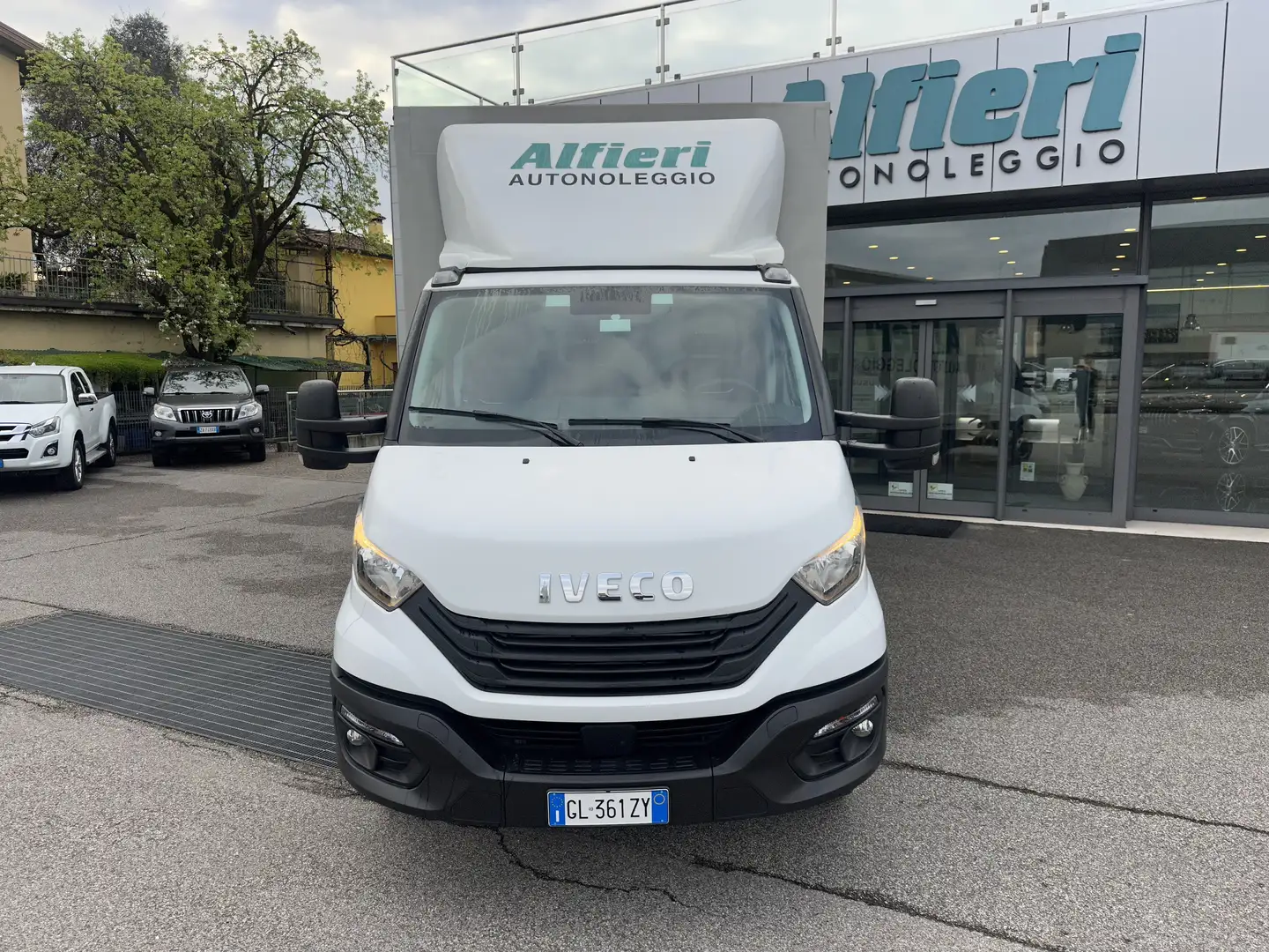 Iveco Daily 35C16H3.0 Cent Reg Porte Post 4440x2240x2850kg 820 Blanco - 2