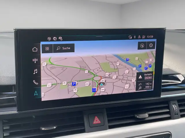 Audi S4 view 14