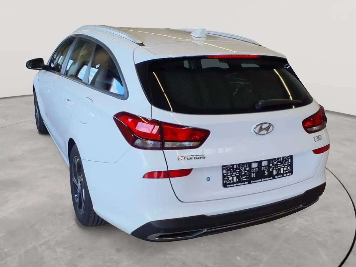 Hyundai i30 i30 Kombi 1.6 CRDI 48V-Hybrid Trend NAV AHK Weiß - 2