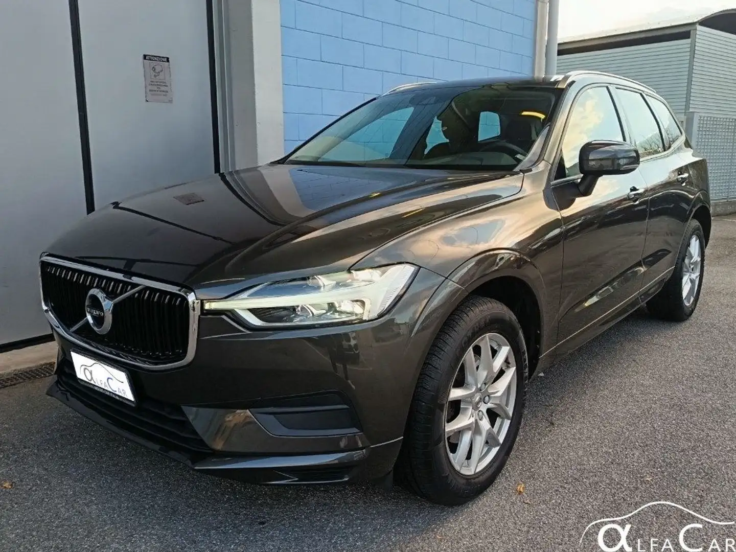 Volvo XC60 D4 Geartronic Business Grigio - 1