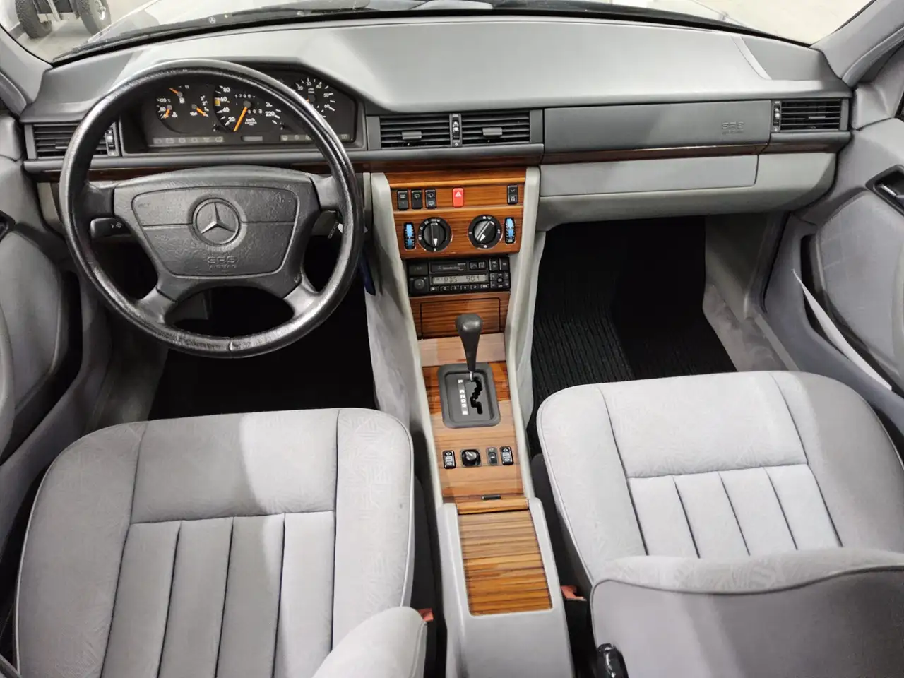 Mercedes-Benz E 300 T-Modell W124 Scheckheftgepflegt 2.Hand SD, foto 5