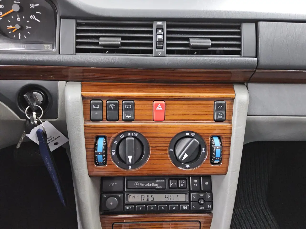 Mercedes-Benz E 300 T-Modell W124 Scheckheftgepflegt 2.Hand SD, foto 7