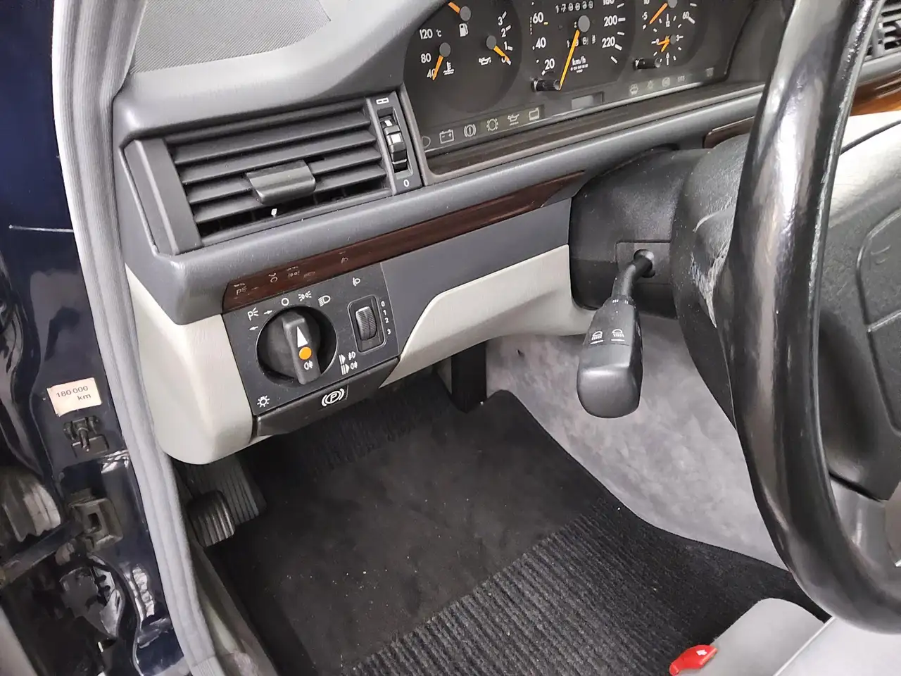 Mercedes-Benz E 300 T-Modell W124 Scheckheftgepflegt 2.Hand SD, foto 9