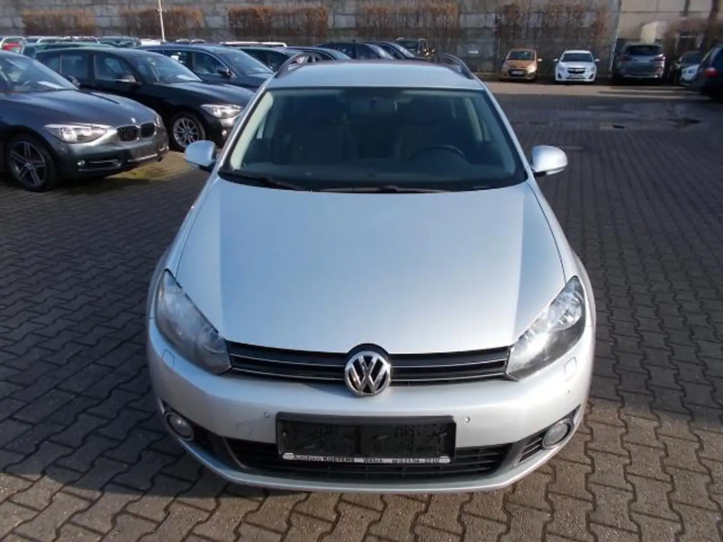 Volkswagen Golf Variant 1.9 TDi, AHK, SHZ, Parksensoren Stříbrná - 2