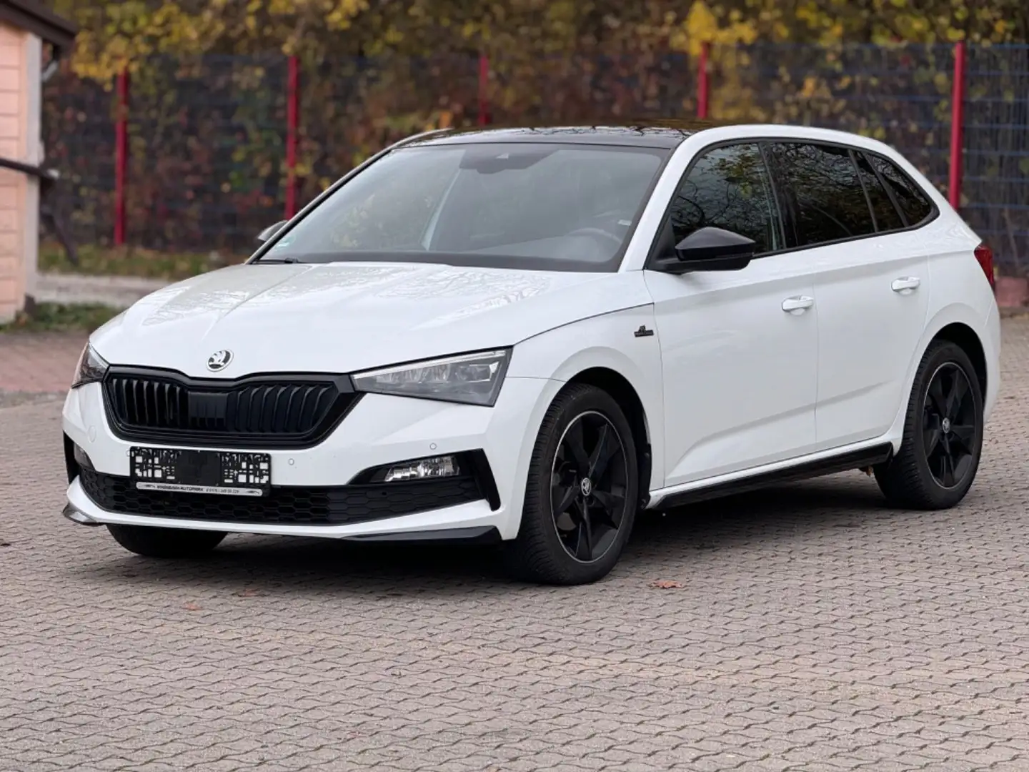 Skoda Scala 1.0 TSI Monte Carlo DSG *74 TKM *KAMERA Weiß - 1