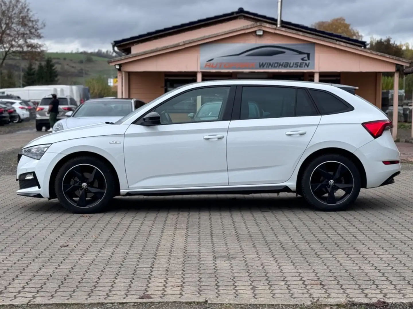 Skoda Scala 1.0 TSI Monte Carlo DSG *74 TKM *KAMERA Weiß - 2