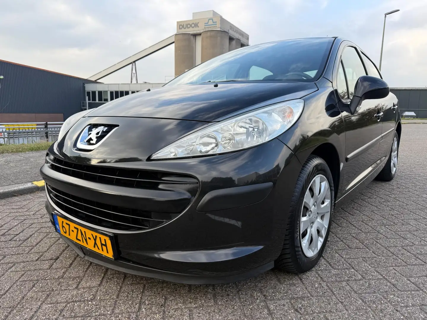Peugeot 207 1.4 VTi Cool 'n Blue Nero - 2