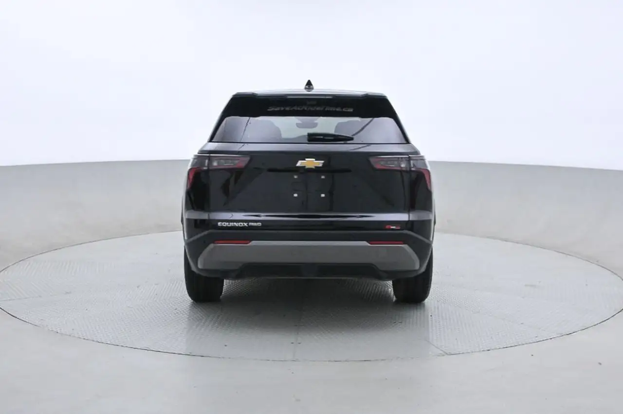 Chevrolet Equinox photo Chevrolet Equinox