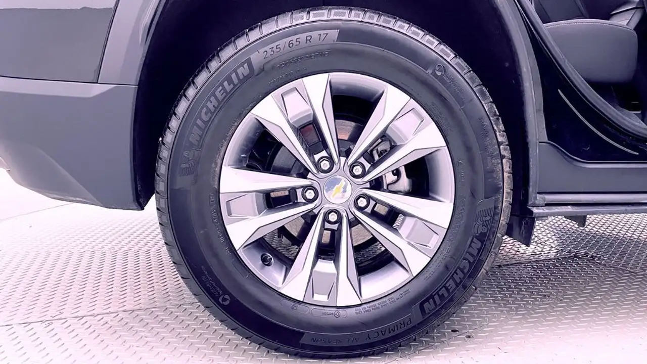 Chevrolet Equinox photo Chevrolet Equinox